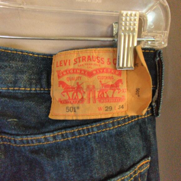 Levis 501 Jeans Mens 29x34 Blue Dark Wash Cotton Original Fit Button Fly - Picture 3 of 12